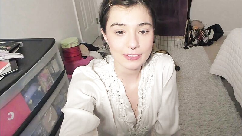 Brei_elle Nipple Slip Live Show